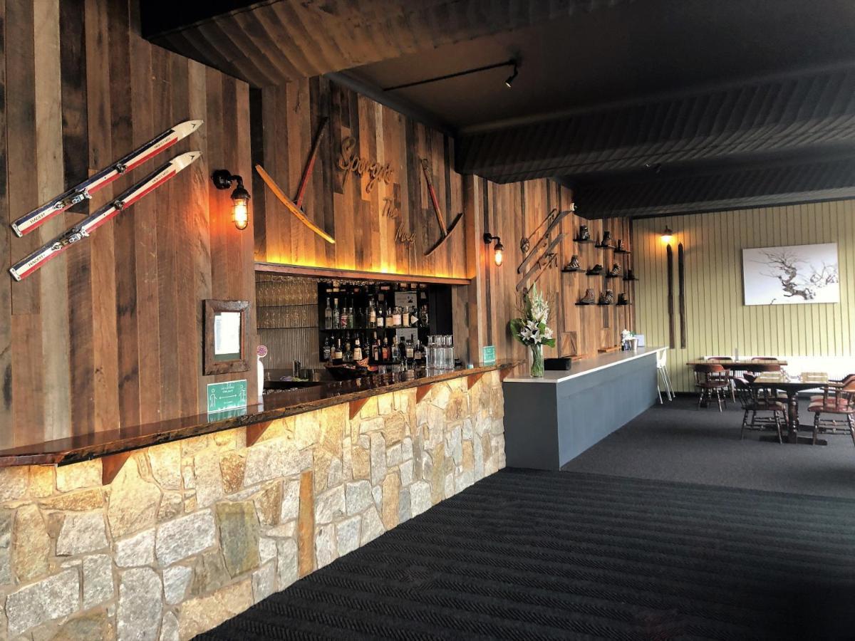 Falls Creek Hotel Exterior photo