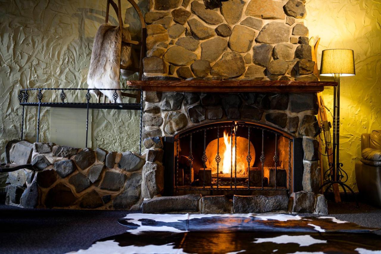 Falls Creek Hotel Exterior photo