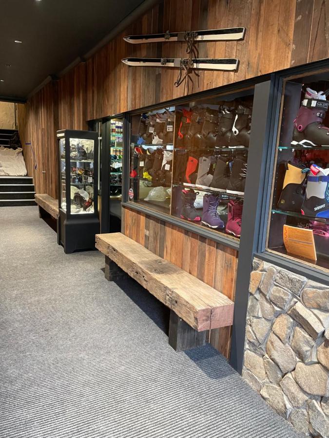 Falls Creek Hotel Exterior photo