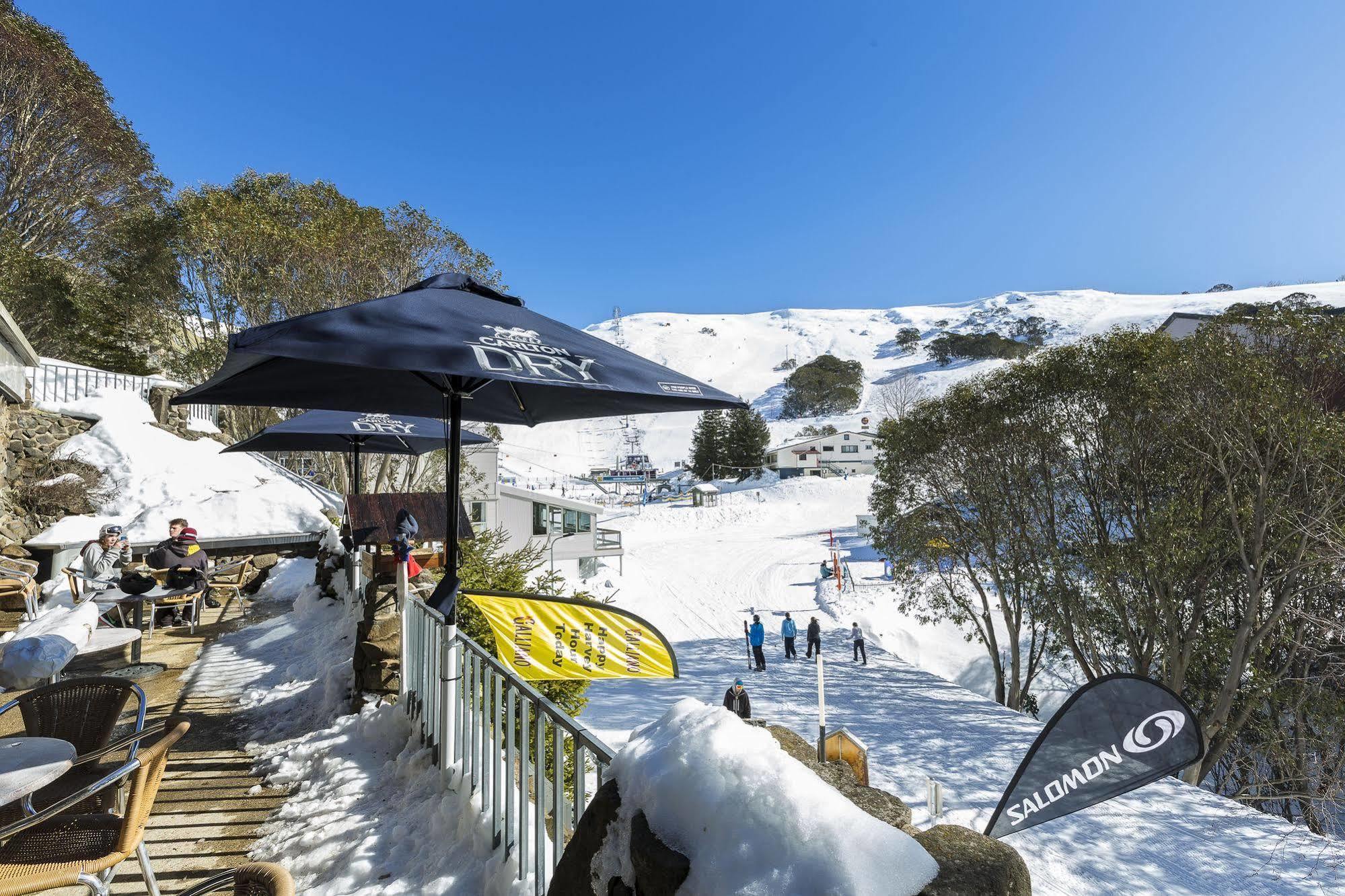 Falls Creek Hotel Exterior photo